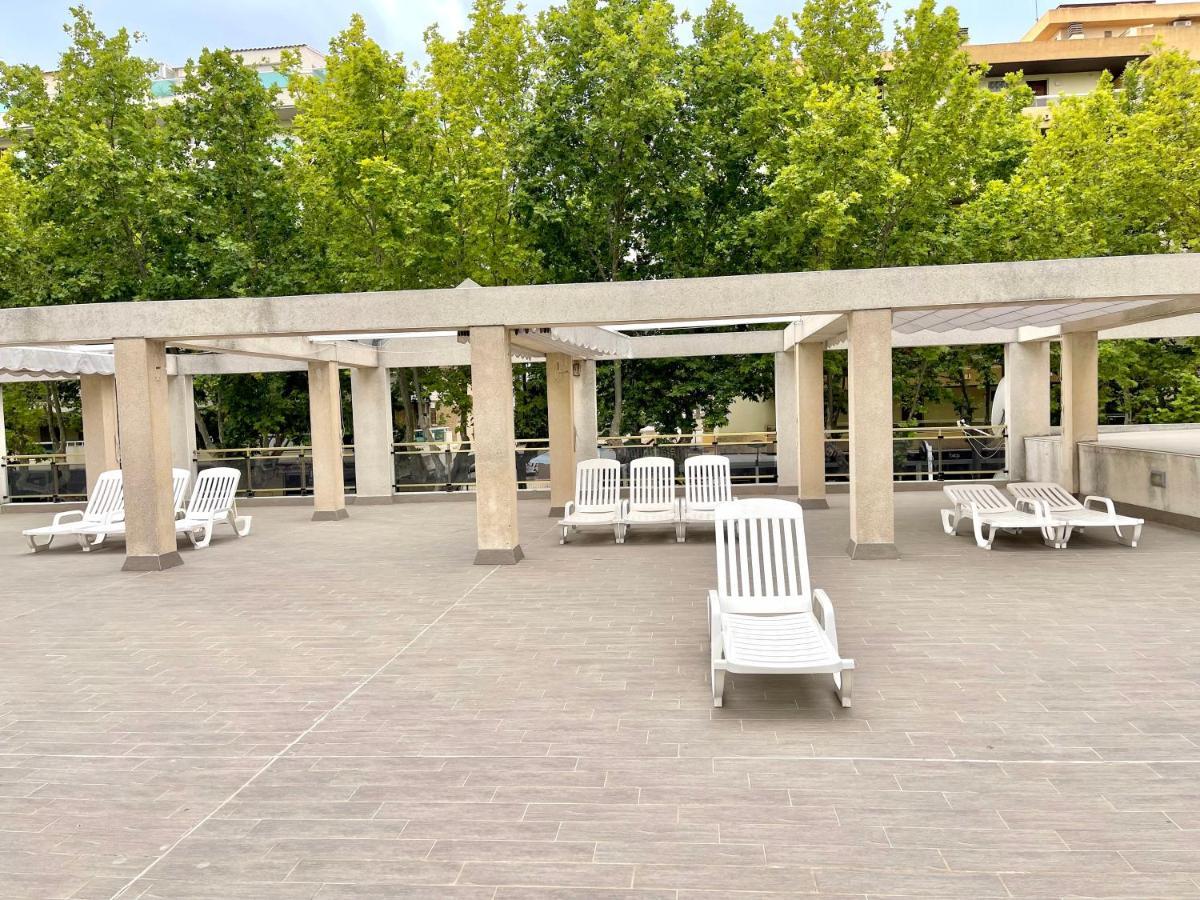 Apartbeach Michelangelo De Luxe Climatizado Y Junto Playa 08 Салоу Екстериор снимка